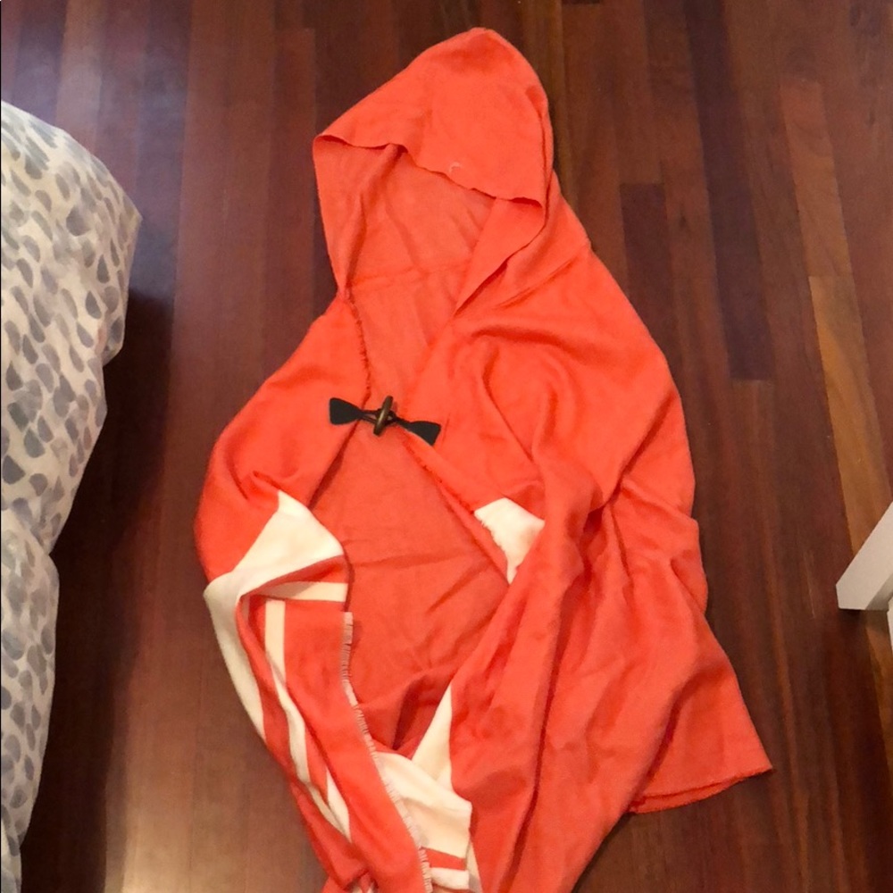 Hooded poncho